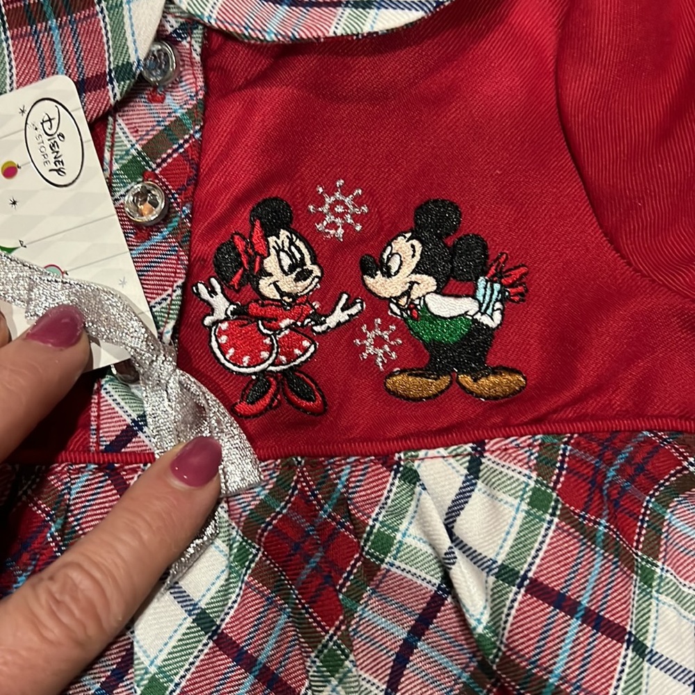 Disney Christmas nightgown - Picture 2 of 6